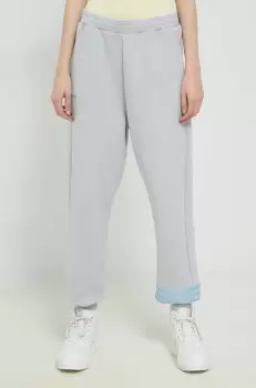 adidas Originals pantaloni de trening culoarea gri, cu imprimeu imagine