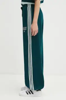 adidas Originals pantaloni de trening Gfx Sweatpants culoarea verde, uni, KF2314 imagine