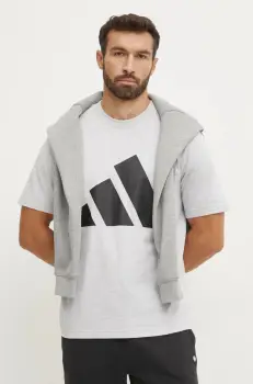 adidas tricou din bumbac Essentials barbati, culoarea gri, cu imprimeu, JE8946 imagine