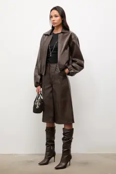 Answear.LAB pantaloni de piele culoarea maro, drept, high waist imagine