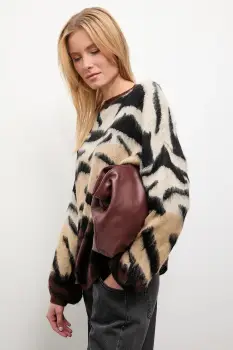 Answear.LAB pulover din amestec de lana culoarea maro imagine