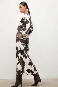 Answear.LAB rochie culoarea bej, maxi, evazati imagine