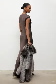 Answear.LAB rochie culoarea maro, maxi, evazati imagine