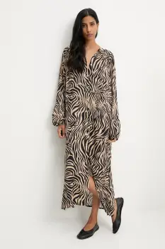 Answear.LAB rochie culoarea maro, midi, evazati imagine