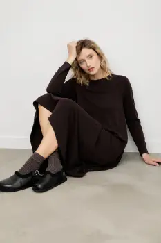 Answear.LAB rochie culoarea maro, mini, evazati imagine