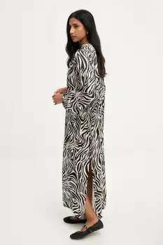 Answear.LAB rochie culoarea negru, midi, evazati imagine