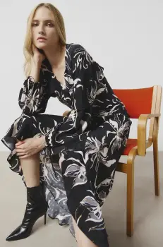 Answear Lab rochie culoarea negru, midi, evazati imagine