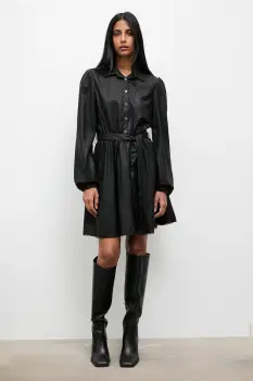 Answear.LAB rochie culoarea negru, mini, evazati imagine