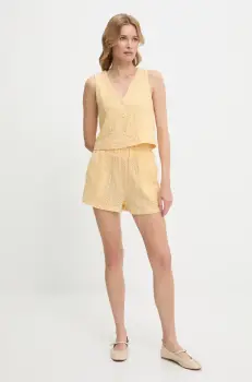 Answear Lab vesta si pantaloni scurti culoarea galben imagine