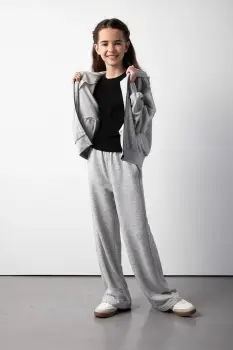 Coccodrillo pantaloni de trening din bumbac pentru copii culoarea gri, cu imprimeu, RAVE GIRL JUNIOR imagine