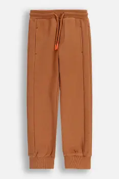 Coccodrillo pantaloni de trening pentru copii culoarea maro, cu model, YETI BOY KIDS imagine