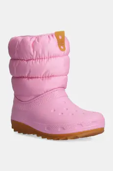 Crocs cizme de iarna copii CLASSIC NEO PUFF BOOT culoarea roz, 207684.G imagine