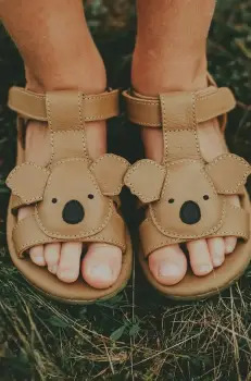 Donsje sandale din piele pentru copii Dhalo Sandals Koala culoarea maro, 2027702 imagine