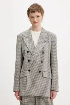 HUGO sacou Amalisa imagine