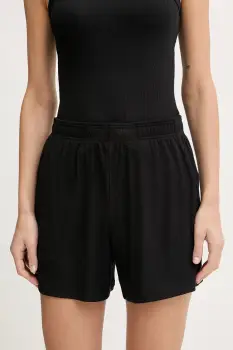 Hummel pantaloni scurti imagine