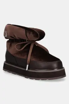 Juicy Couture cizme de iarna TANYEL culoarea maro, JCFBTS224018 imagine