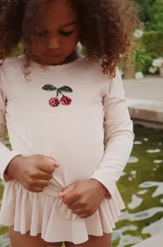 Konges Slojd costum de baie dintr-o bucata pentru copii JADE LS SWIMSUIT culoarea bej, KS103040 imagine