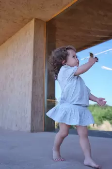 Konges Slojd pantaloni scurti din bumbac pentru copii modelator imagine