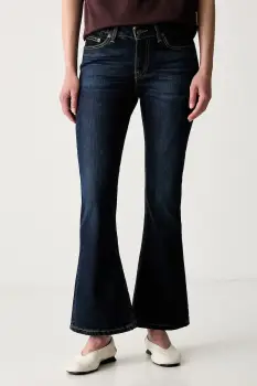 Levi's blugi bootcut pentru femei LOW SLIM BOOT imagine