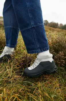 Liewood cizme de iarna pentru copii Ava Boot culoarea bej, LW19846 imagine