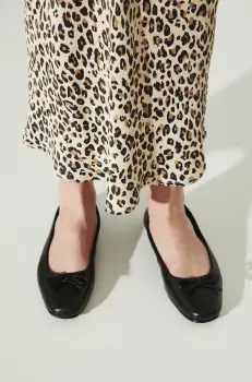 Medicine balerini de piele culoarea negru imagine