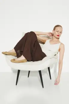 Medicine balerini din piele intoarsa culoarea bej imagine