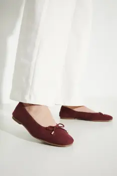 Medicine balerini din piele intoarsa culoarea bordo imagine