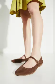 Medicine balerini din piele intoarsa culoarea maro imagine