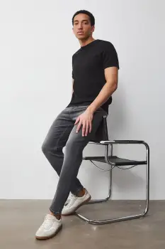 Medicine blugi tapered barbati imagine