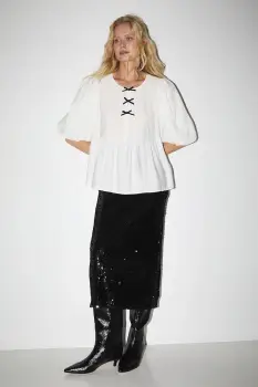 Medicine bluza culoarea bej, neted imagine