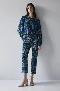 Medicine bluza culoarea bleumarin, cu imprimeu imagine