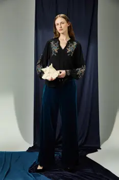 Medicine bluza culoarea negru, cu imprimeu imagine