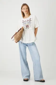 Medicine bluza din amestec de in culoarea alb, in modele florale imagine