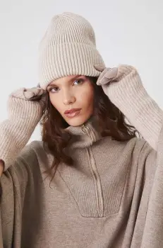 Medicine caciula culoarea bej imagine