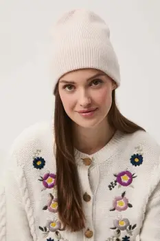 Medicine caciula culoarea bej imagine