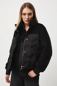 Medicine geaca culoarea negru imagine