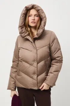 Medicine geaca de puf culoarea bej, de iarna imagine