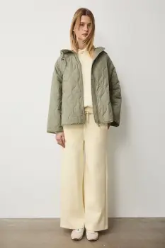 Medicine geaca petrecuta pentru femei imagine