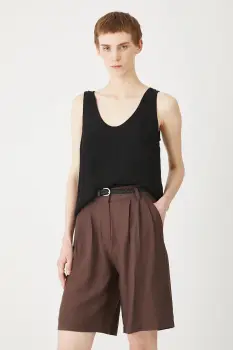 Medicine pantaloni scurti culoarea maro, uni, high waist imagine