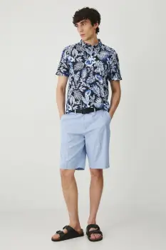 Medicine pantaloni scurti din amestec de in imagine