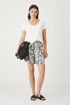 Medicine pantaloni scurti din amestec de in culoarea bej, modelator, medium waist imagine