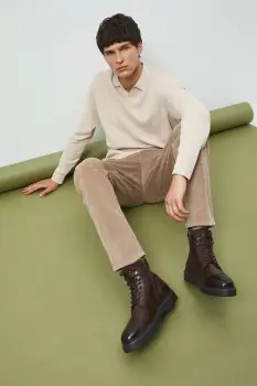 Medicine pantofi inalti culoarea maro imagine