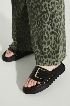 Medicine papuci femei, culoarea negru, cu platforma imagine