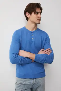 Medicine Pulover barbatesc din in imagine