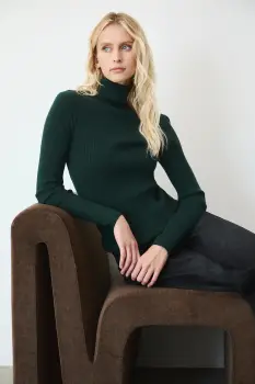 Medicine pulover culoarea verde, light, cu guler imagine