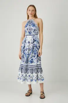 Medicine rochie culoarea alb, maxi, evazati imagine