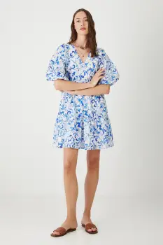 Medicine rochie culoarea alb, mini, oversize imagine