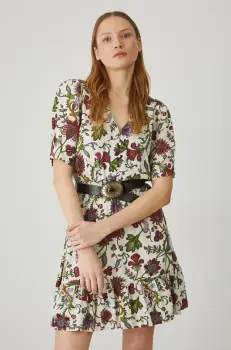 Medicine rochie culoarea bej, mini, evazati imagine