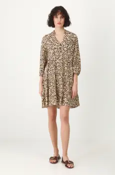 Medicine rochie culoarea bej, mini, oversize imagine