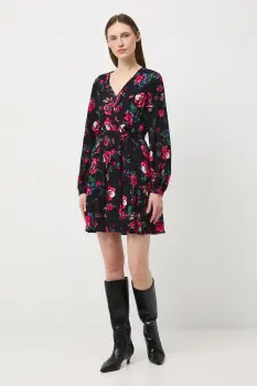 Medicine rochie culoarea negru, mini, evazati imagine